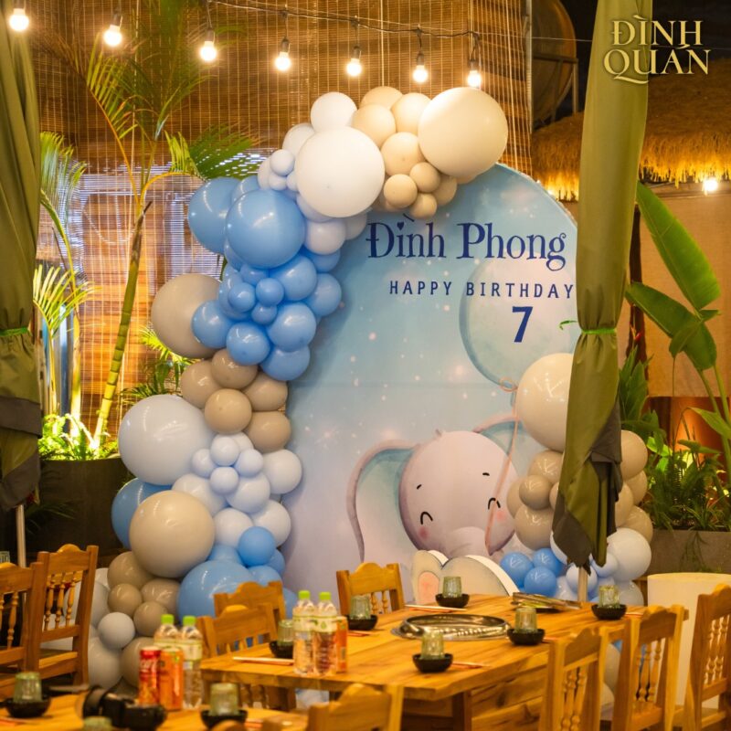 dat tiec sinh nhat o nha hang