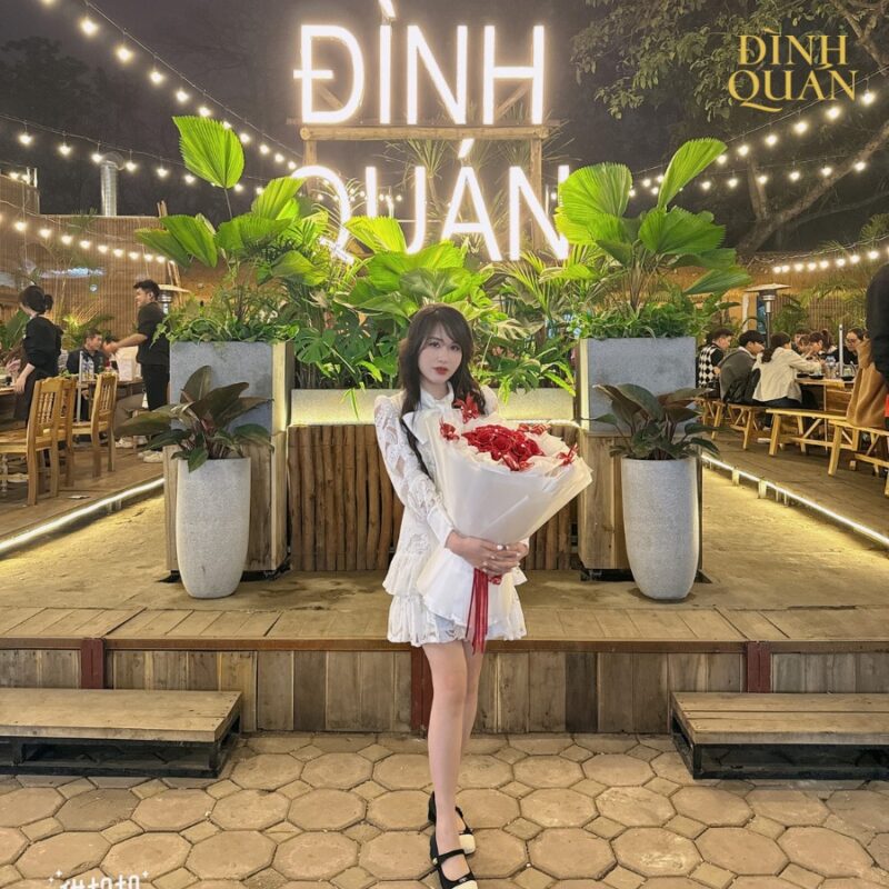 to chuc sinh nhat cho nguoi yeu o nha hang