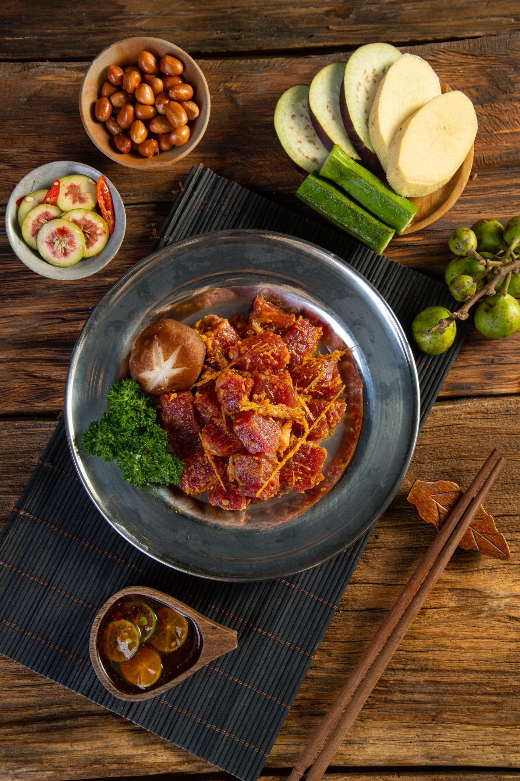 tiệc tất niên ăn gì